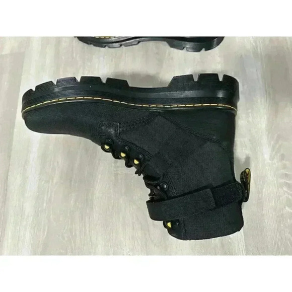Dr. Martens Combs Tech ll Mens 10 Black Lace Up Buckle Combat Boots Doc New - Picture 9 of 12